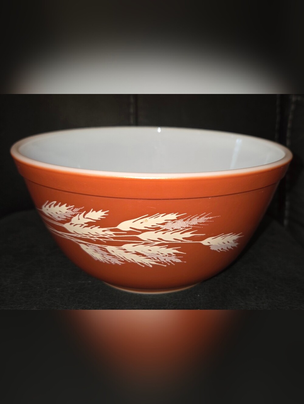 GREAT Condition Vintage Pyrex Bowl Autumn Harvest Wheat Rust 1.5L Orange White